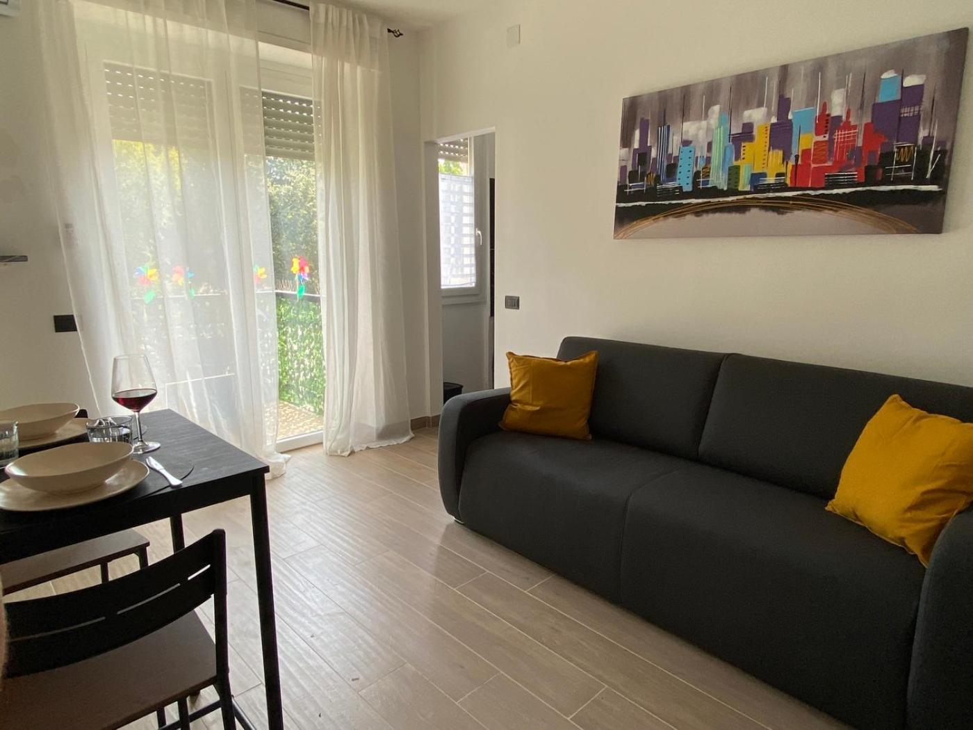Moderno Ed Elegante Loft Con Balcone Apartamento Milão Exterior foto