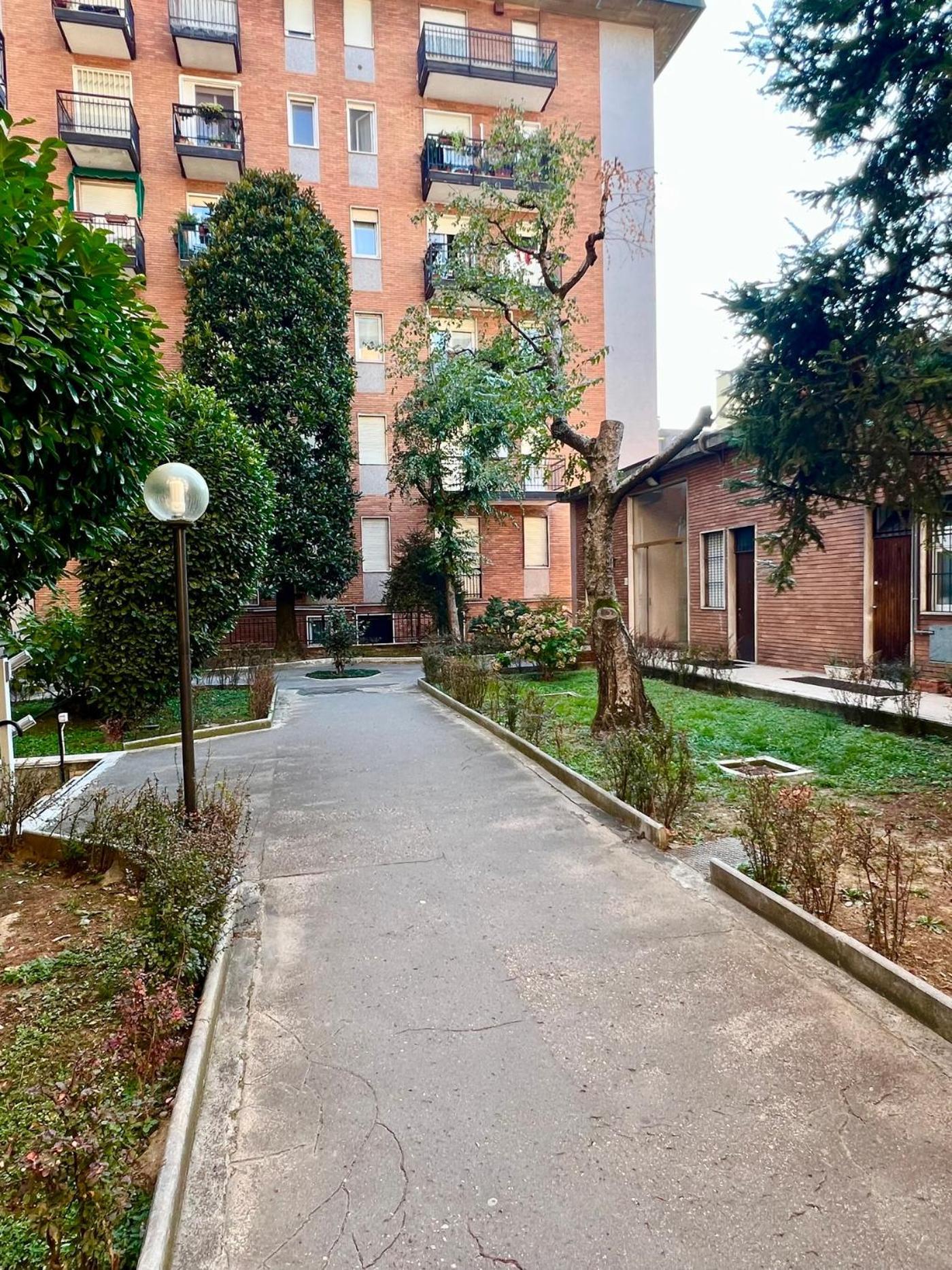 Moderno Ed Elegante Loft Con Balcone Apartamento Milão Exterior foto
