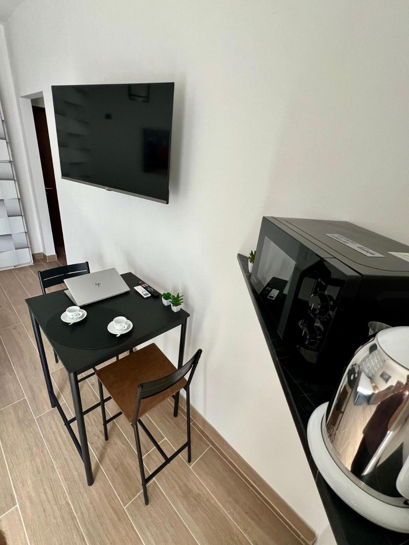 Moderno Ed Elegante Loft Con Balcone Apartamento Milão Exterior foto