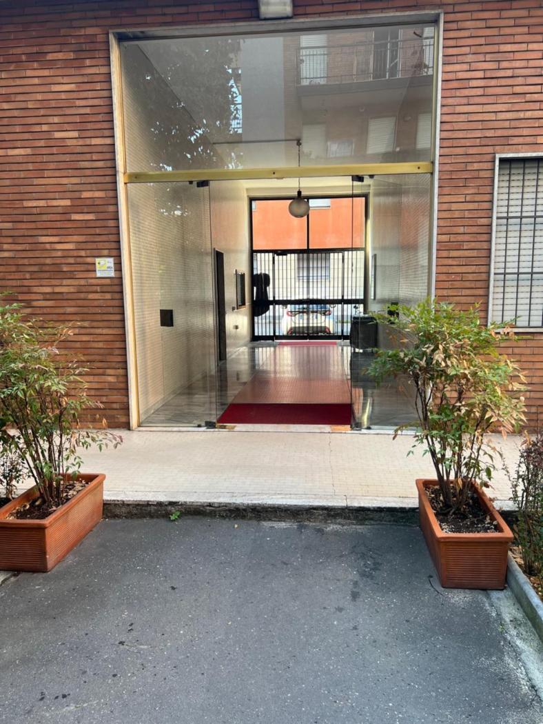 Moderno Ed Elegante Loft Con Balcone Apartamento Milão Exterior foto