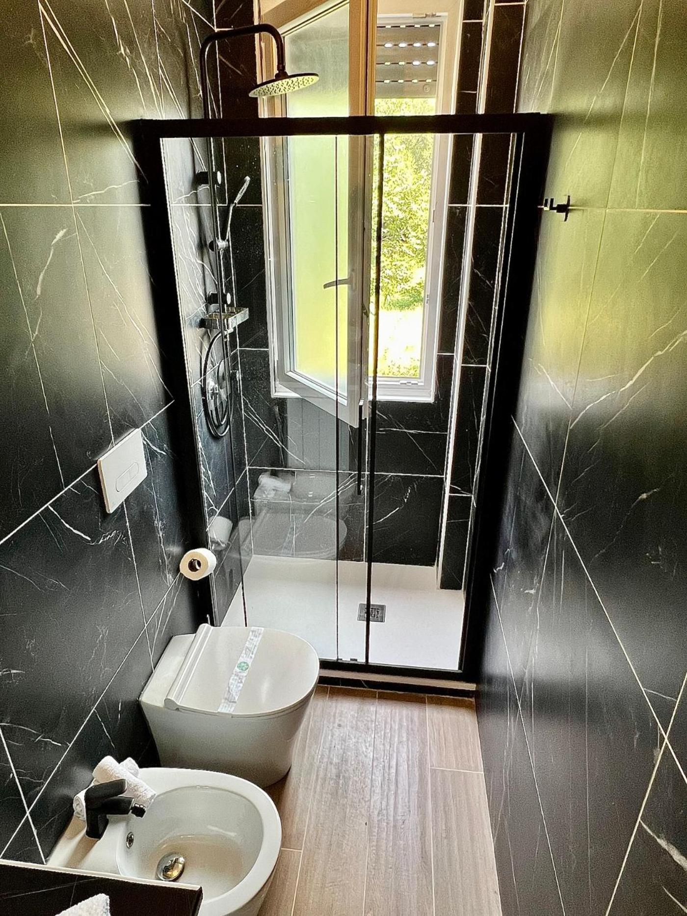 Moderno Ed Elegante Loft Con Balcone Apartamento Milão Exterior foto