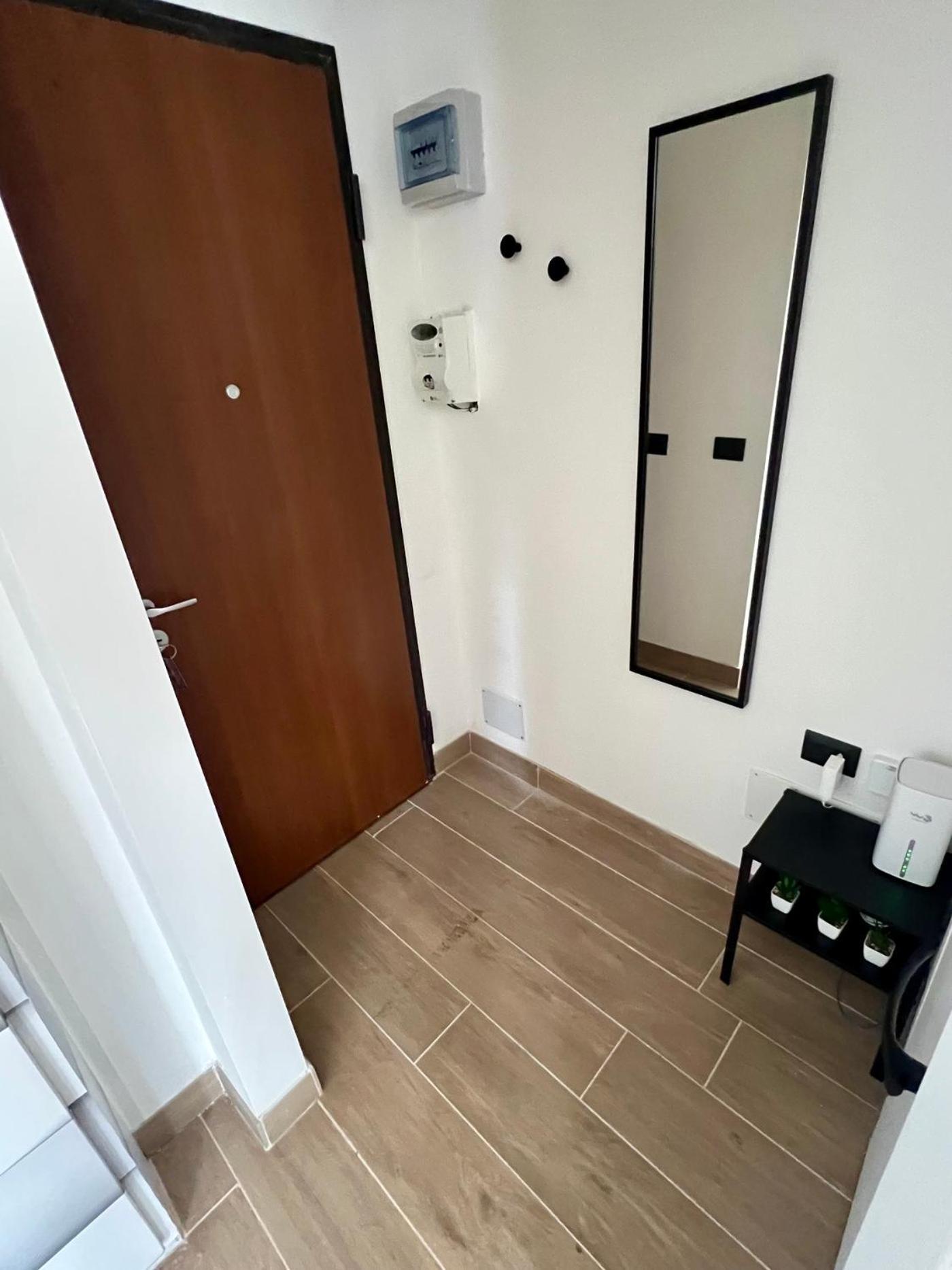 Moderno Ed Elegante Loft Con Balcone Apartamento Milão Exterior foto